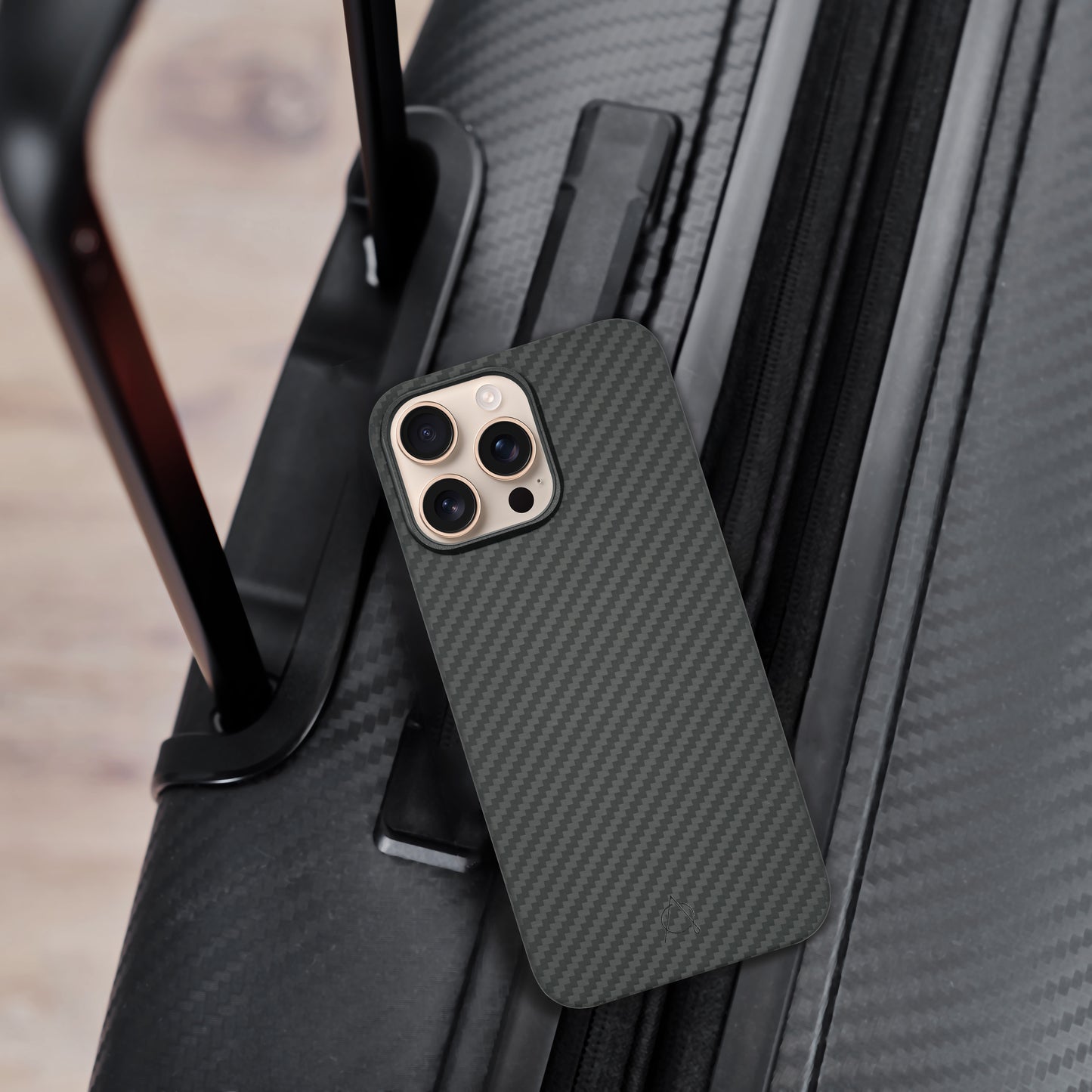 Kavar 1500D Aramid Fiber Case For iPhone 16 Series - Black
